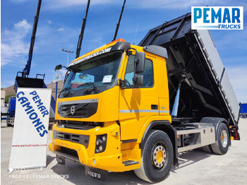 شاحنة قلاب VOLVO FMX