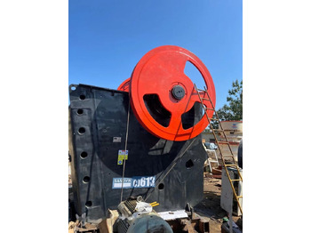 كسارة فكية SANDVIK