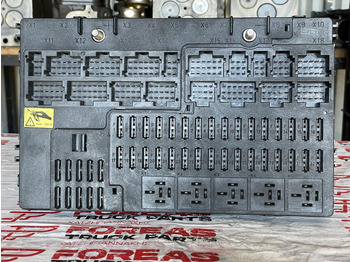 فيوز - شاحنة MERCEDES-BENZ ACTROS MP2 GRUNDMODUL - A 000 446 7458: صورة 2