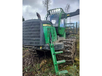 حافلة الغابات JOHN DEERE