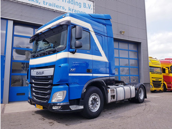 وحدة جر DAF XF