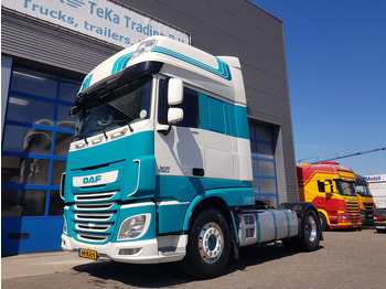 وحدة جر DAF XF 460
