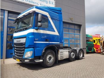 وحدة جر DAF XF 460