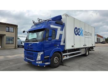 شاحنة مقفلة VOLVO FM 330