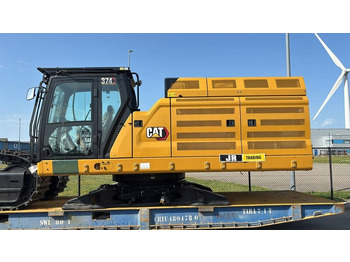 حفار زحاف CATERPILLAR 374