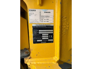 شاحنة قلاب مفصلية Volvo A 30 G (Under Preparation): صورة 2