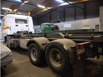 Volvo F12 6x2 ketjulaitteilla, Museointiin  Volvo F12 6x2 ketjulaitteilla, Museointiin: صورة 5
