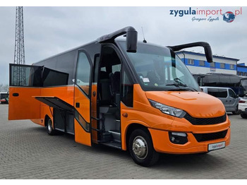 حافلة صغيرة IVECO Daily 70c18