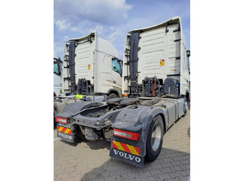 وحدة جر VOLVO FH 460