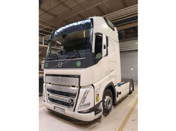 وحدة جر VOLVO FH 460