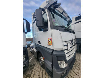 وحدة جر MERCEDES-BENZ Actros 1845