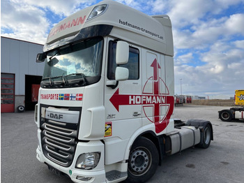 وحدة جر DAF XF 460