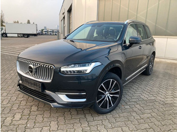 سيارة دفع رباعي VOLVO