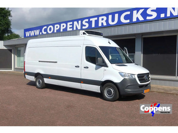 شاحنة مُبرّدة للتوصيل MERCEDES-BENZ