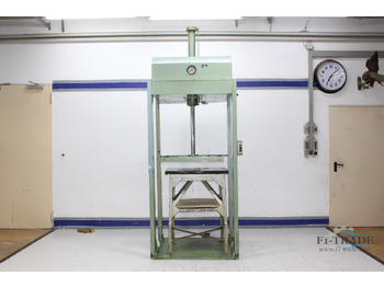 آلات الطباعة