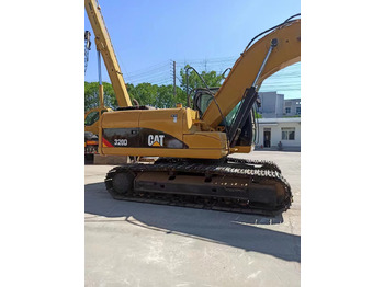 حفار زحاف CATERPILLAR 320D