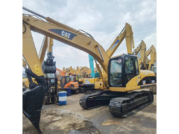 حفار زحاف CATERPILLAR 320CL