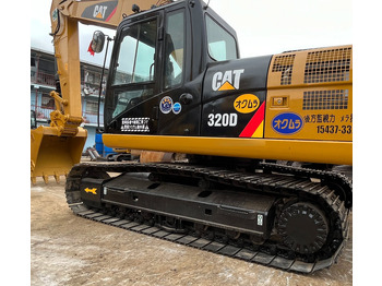 حفار زحاف CATERPILLAR 320CL