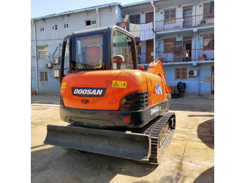 حفار زحاف Awesome Performance Korea Imported Small Scale Used Doosan Dh60 Excavator in Shanghai: صورة 3