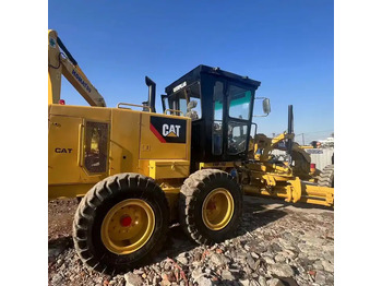 ممهدة CATERPILLAR 140K