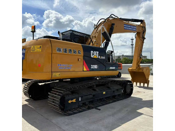 حفارة CATERPILLAR 320D2