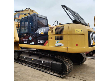 حفار زحاف CATERPILLAR 320D2