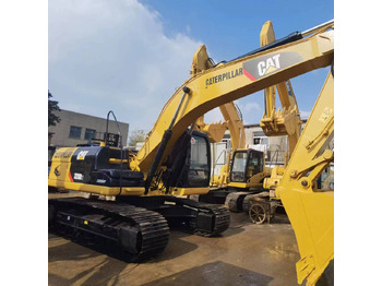 حفار زحاف CATERPILLAR 320B