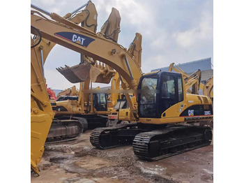 حفار زحاف CATERPILLAR 320CL
