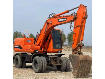 حفارة دولاب DOOSAN DH150W-7