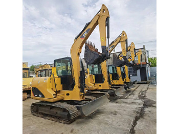 حفار زحاف CATERPILLAR 302.5