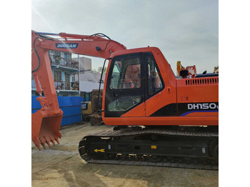 حفار زحاف DOOSAN DH150