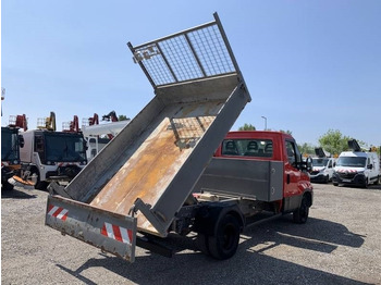 شاحنة قلاب IVECO Daily 35c13
