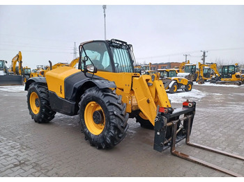 رافعة تلسكوبية JCB 531-70: صورة 2