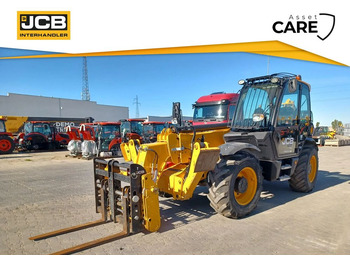 رافعة تلسكوبية JCB