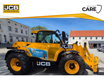 رافعة تلسكوبية JCB