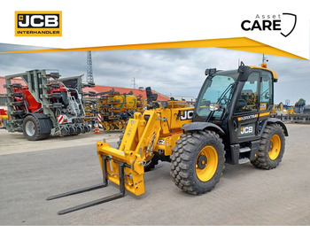 رافعة تلسكوبية JCB