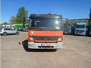 شاحنات مسطحة MERCEDES-BENZ Atego 1223