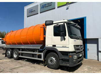 شاحنة صهريج Mercedes-Benz Actros 2532: صورة 3
