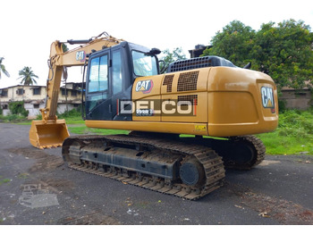 حفار زحاف CATERPILLAR 323D3