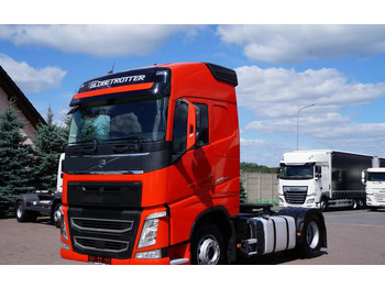وحدة جر VOLVO FH
