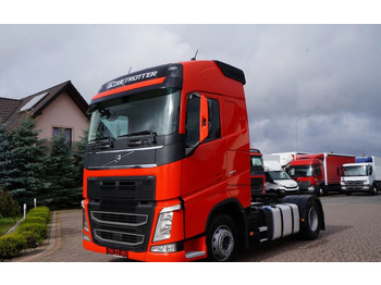 وحدة جر VOLVO FH
