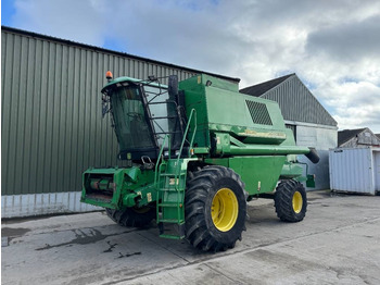 حصادة موحَّدة JOHN DEERE 1550WTS