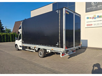 شاحنة ستارة جانبية RENAULT Master