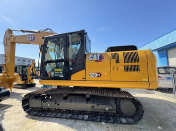 حفار زحاف CATERPILLAR 320GC
