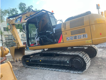 حفار زحاف CATERPILLAR 324DL