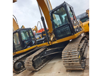 حفار زحاف CATERPILLAR 325D