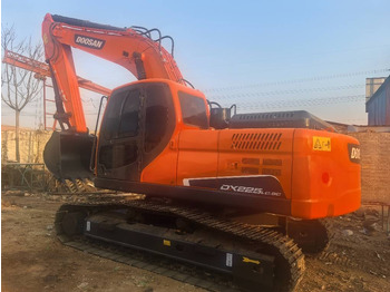 حفار زحاف DOOSAN DX225LC-9C