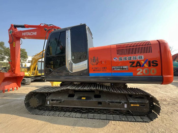 حفار زحاف HITACHI ZX200