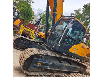 حفار زحاف HYUNDAI