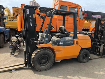 رافعة شوكية ديزل TOYOTA